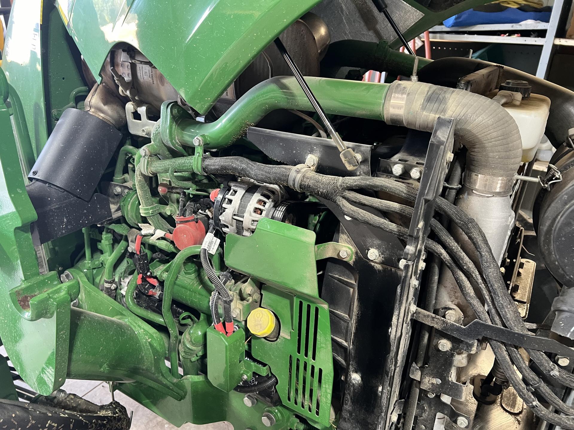 2021 John Deere 5075E Image