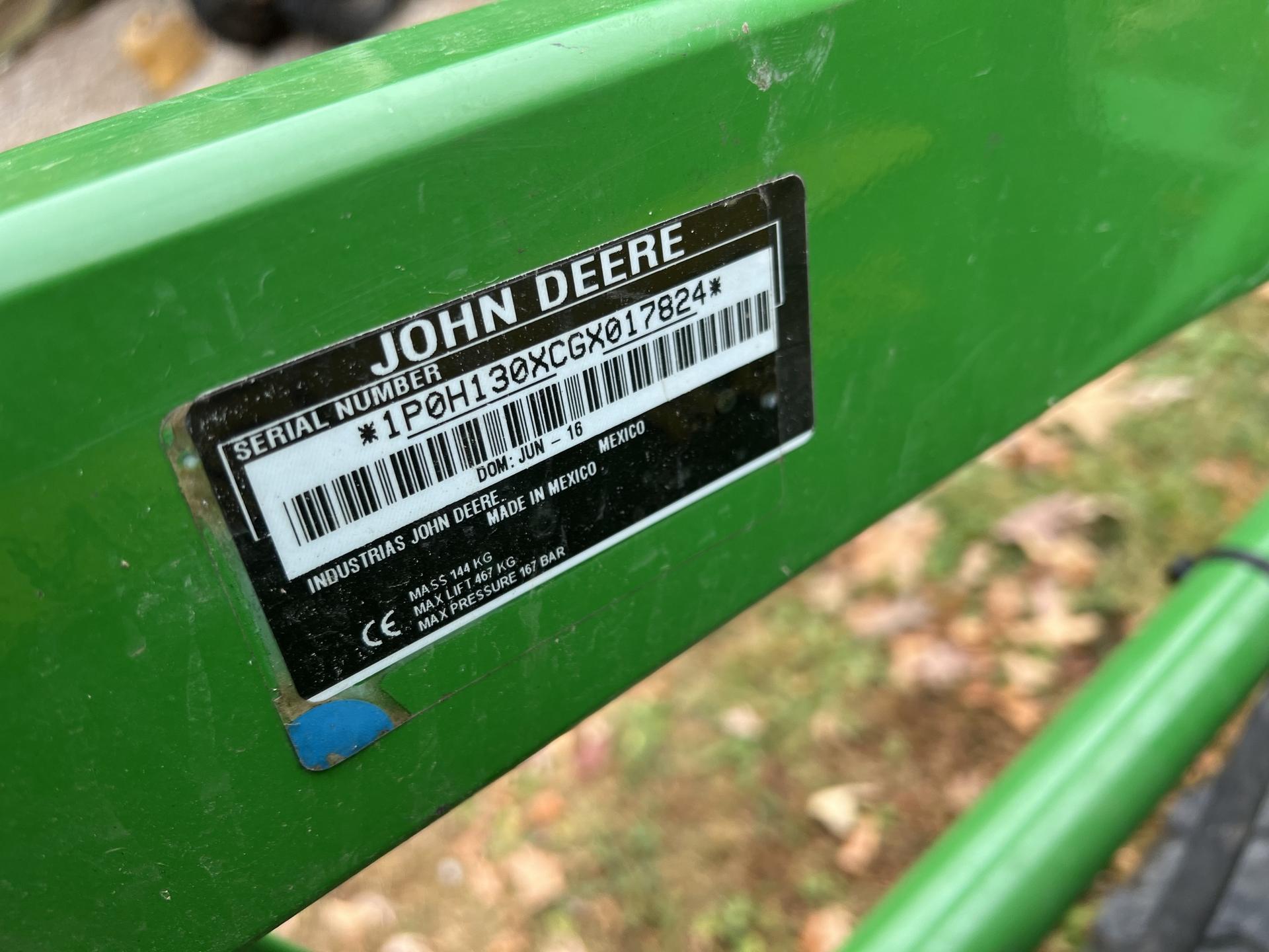 2015 John Deere 2025R Image