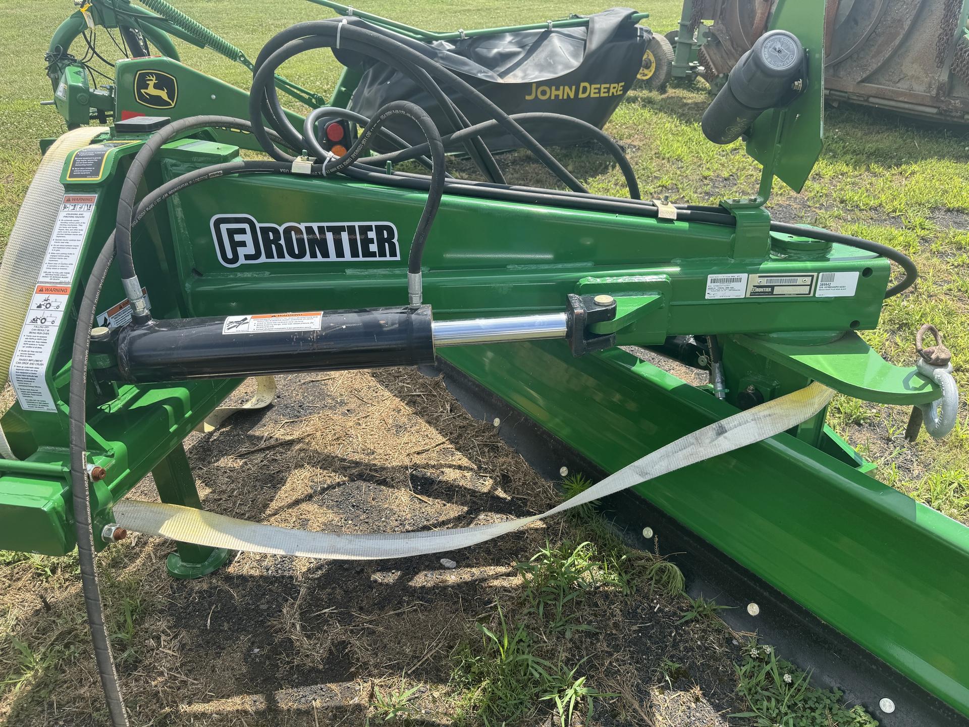 2023 Frontier RB2410 Image