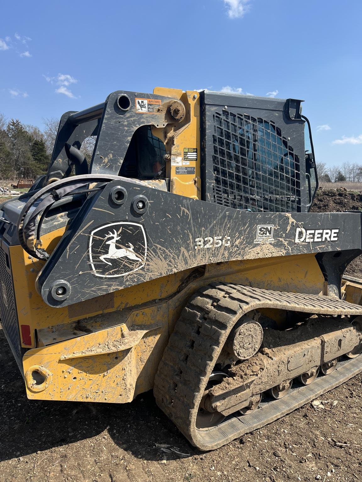 2023 John Deere 325G Image