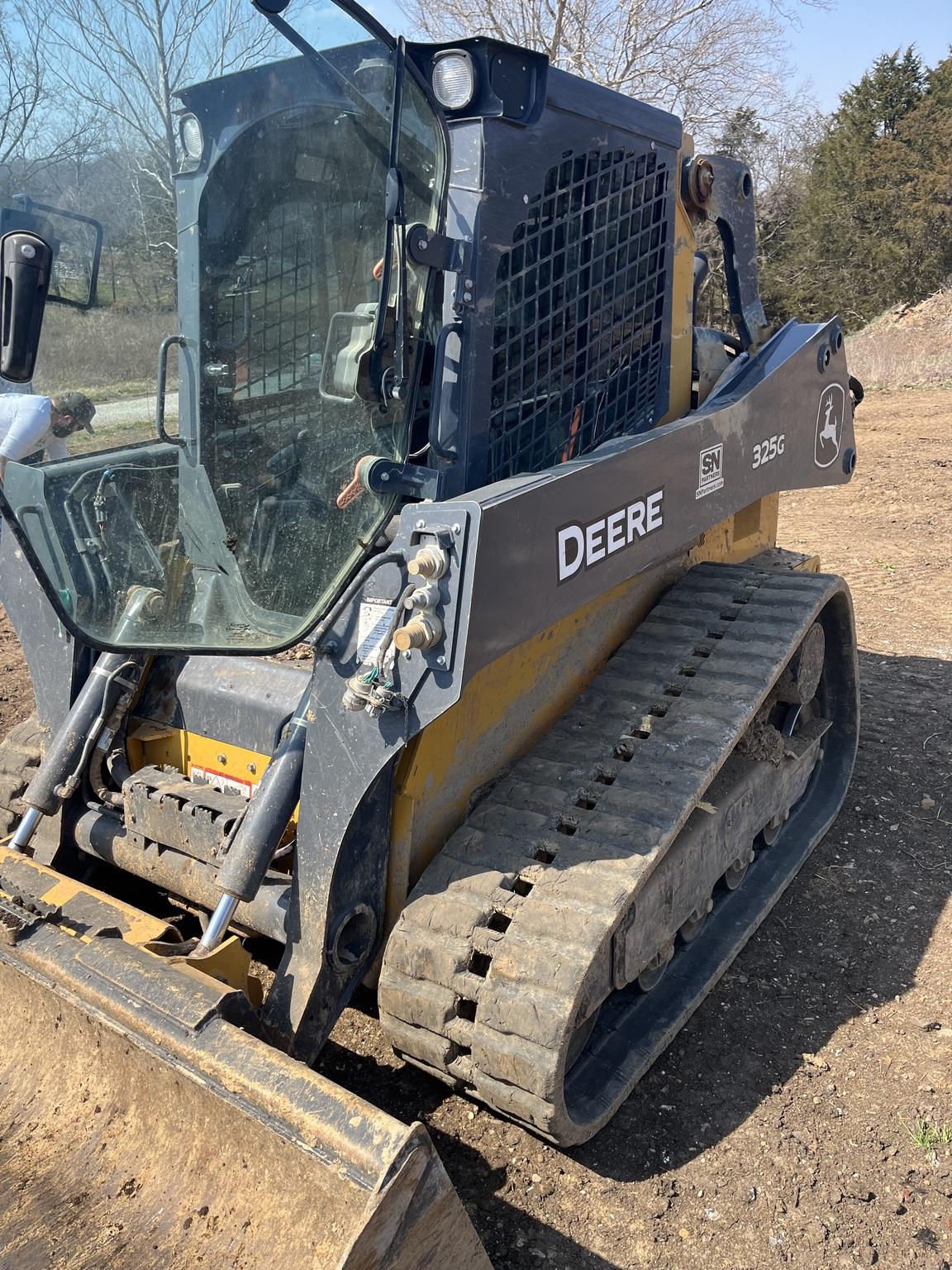2023 John Deere 325G Image