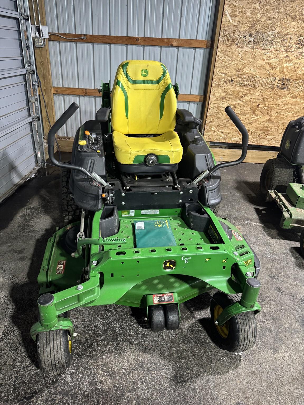2023 John Deere Z930M Image