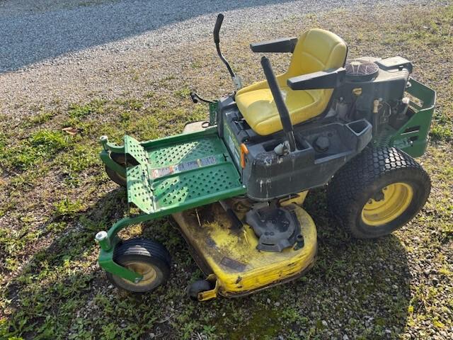 2018 John Deere Z335E Image
