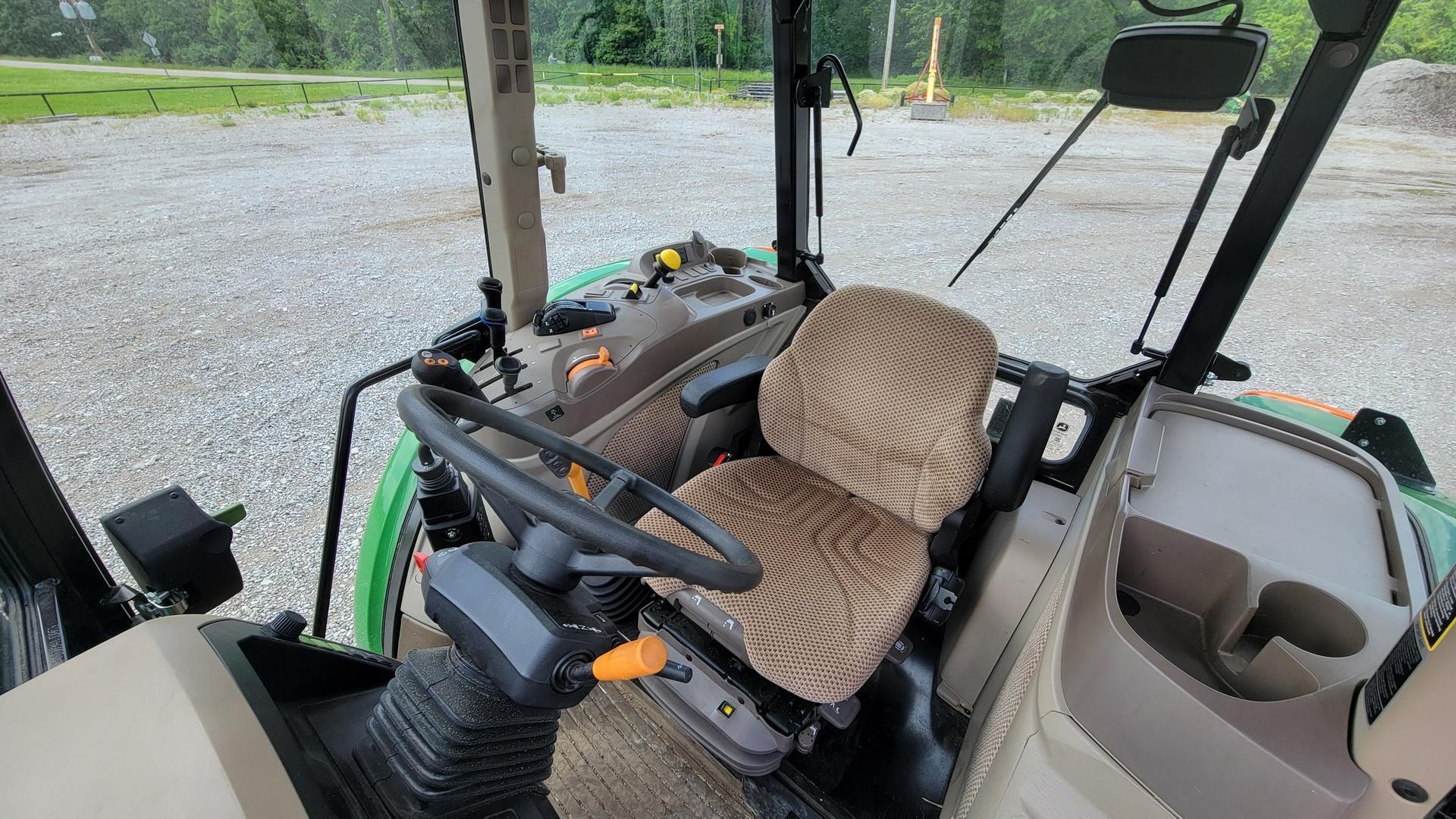 2023 John Deere 5105M Image