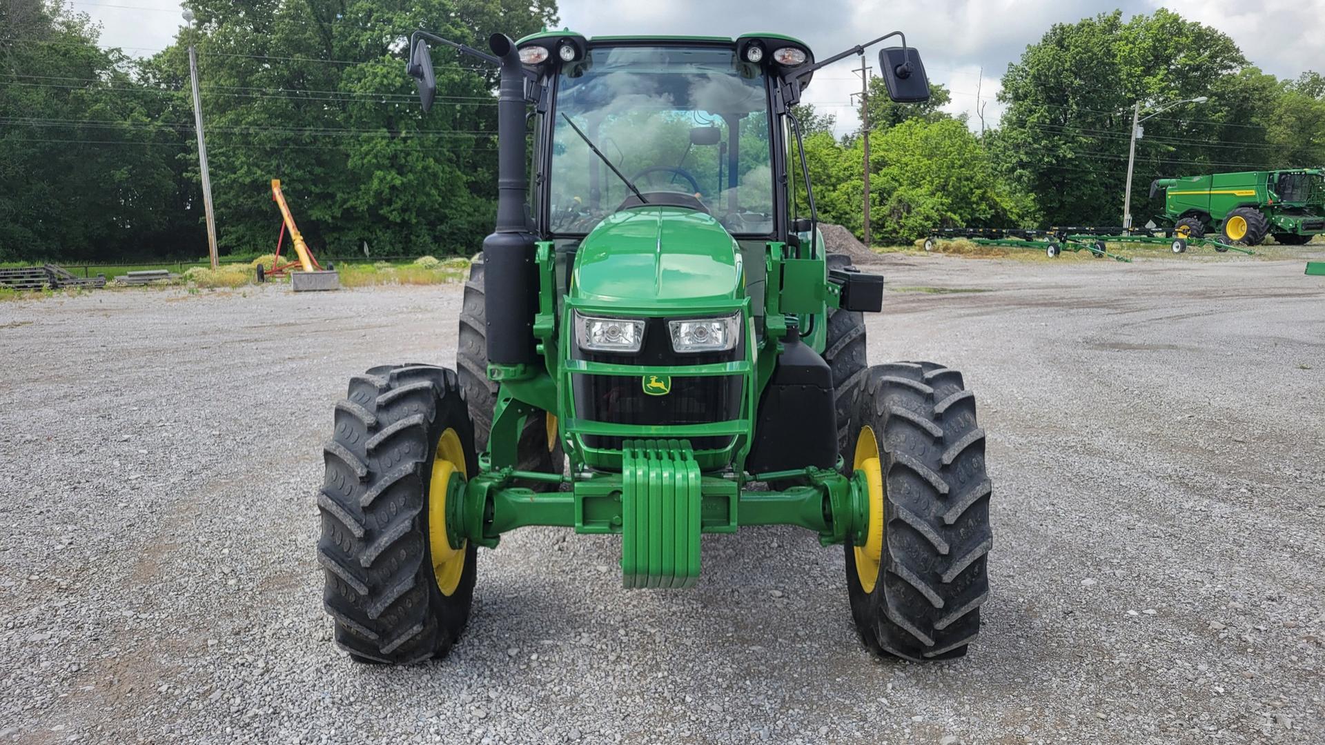 2023 John Deere 5105M Image
