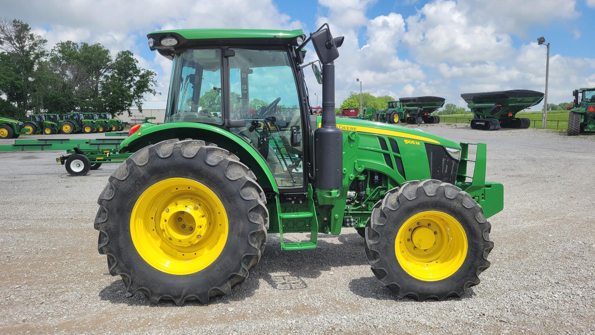 2023 John Deere 5105M Image