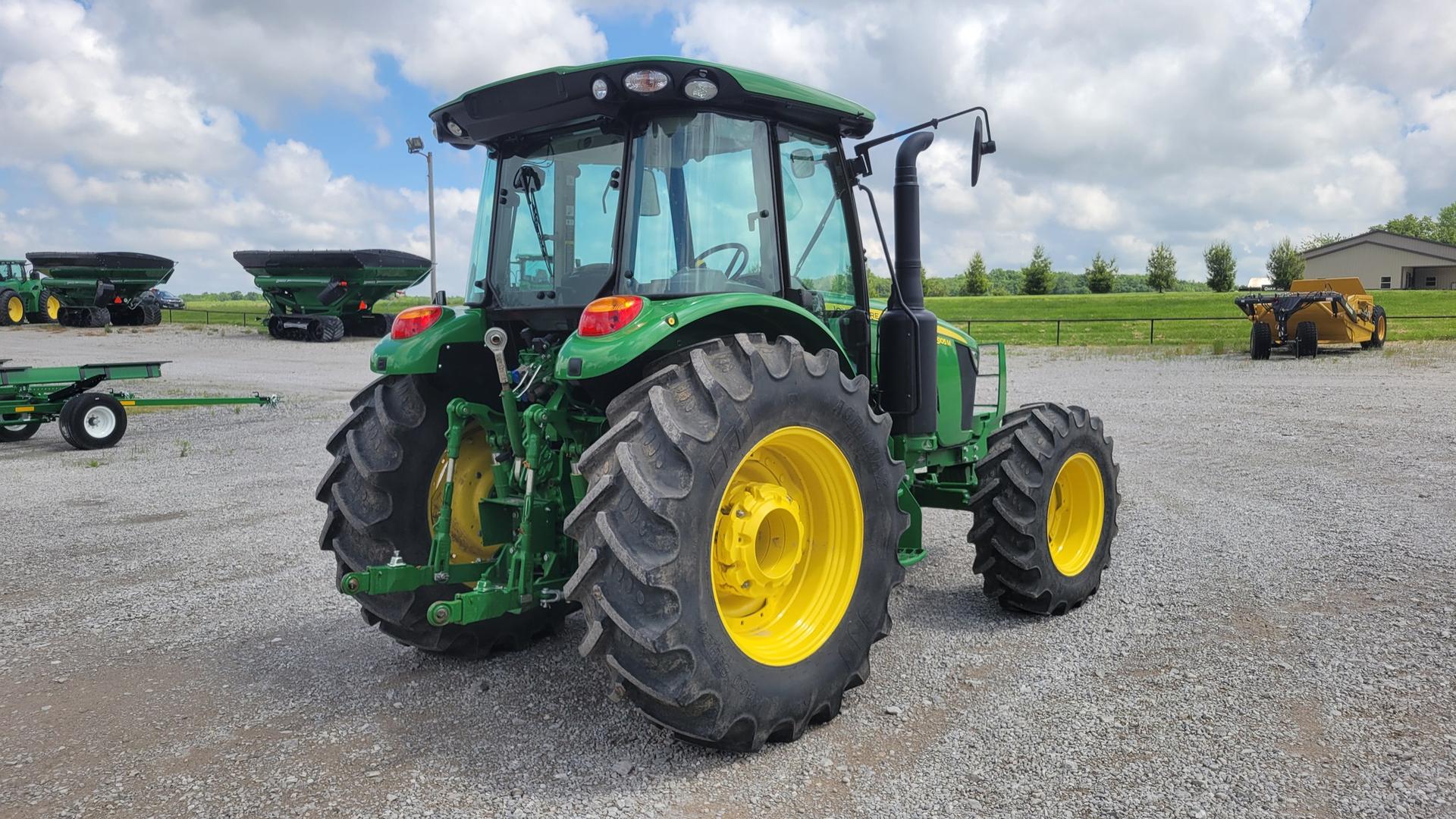 2023 John Deere 5105M Image