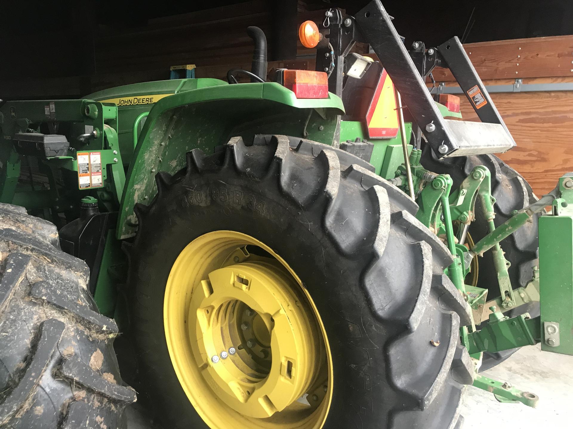 2017 John Deere 6120E Image