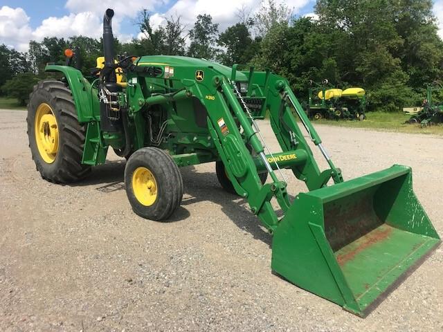 2017 John Deere 6120E Image
