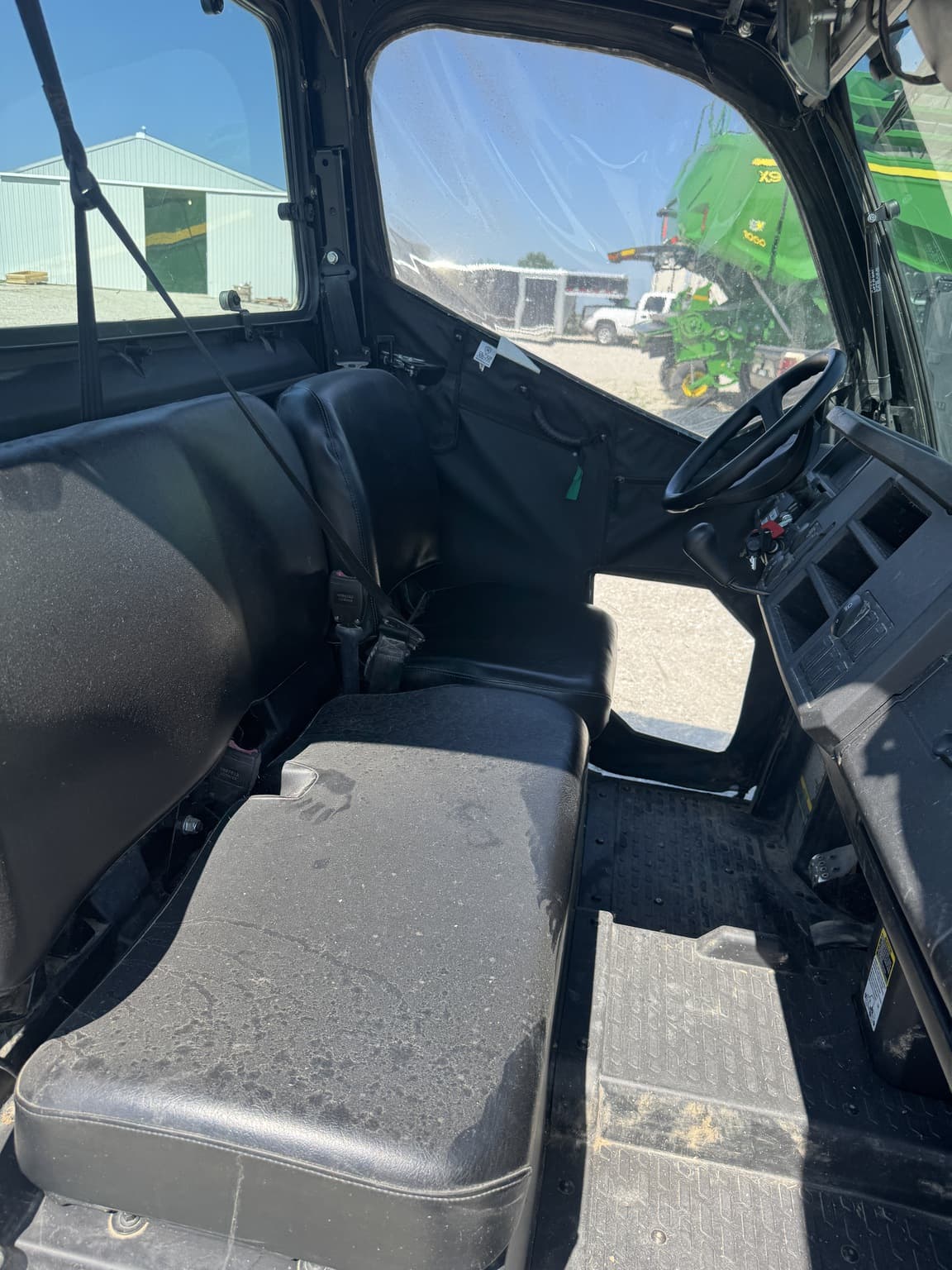 2024 John Deere XUV 835M Image