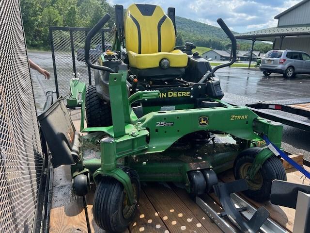 2022 John Deere Z960M Image