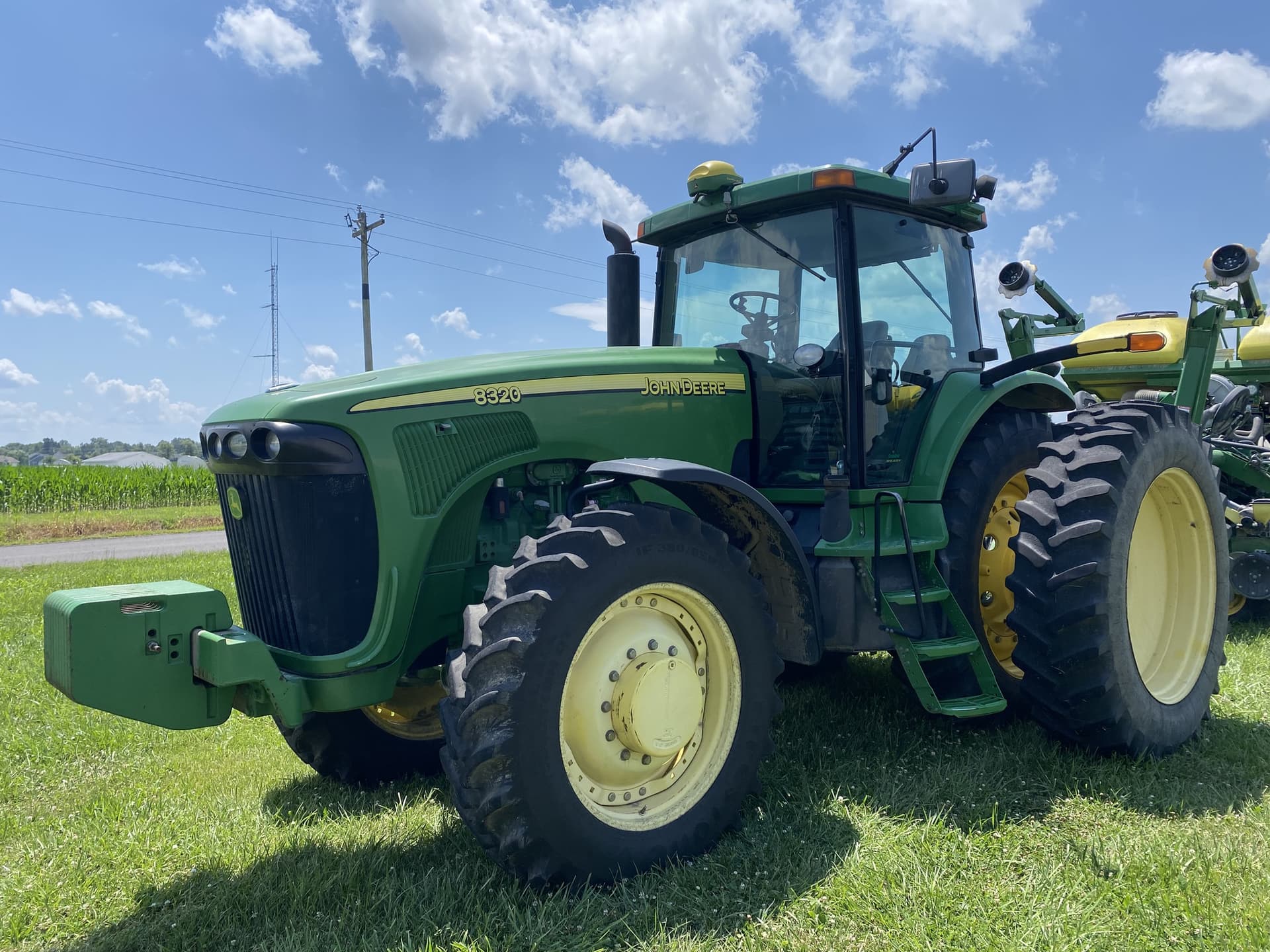 2004 John Deere 8320 Image