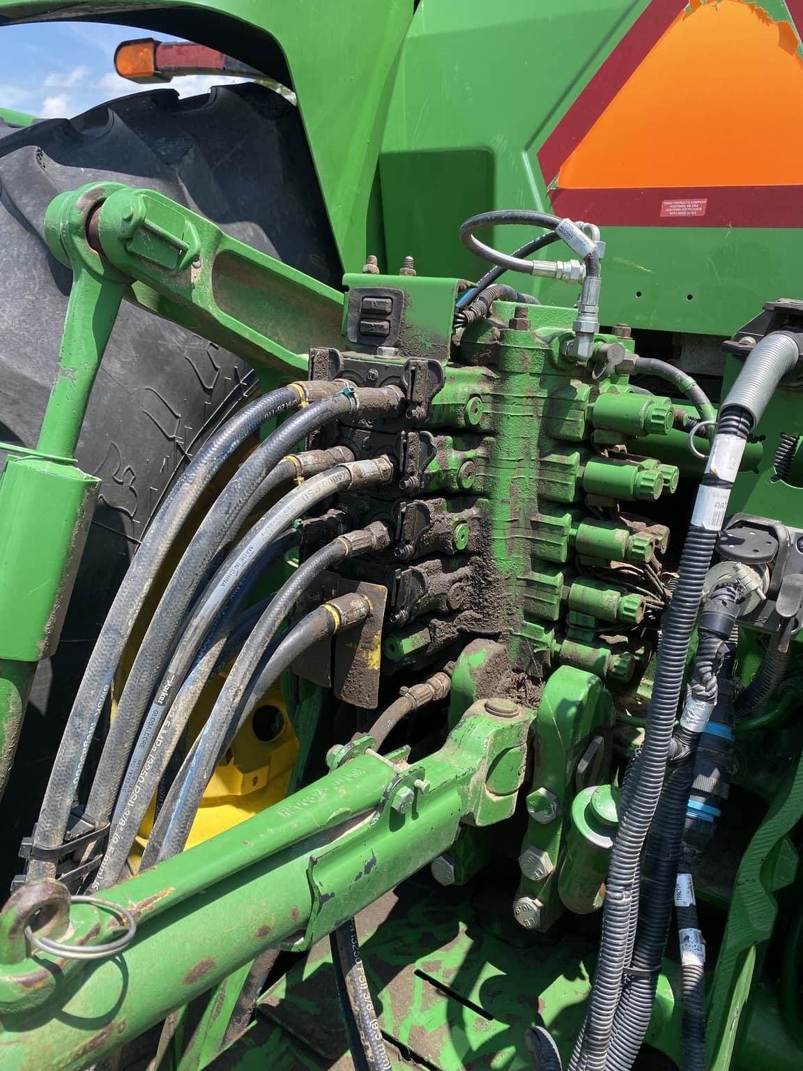 2004 John Deere 8320 Image
