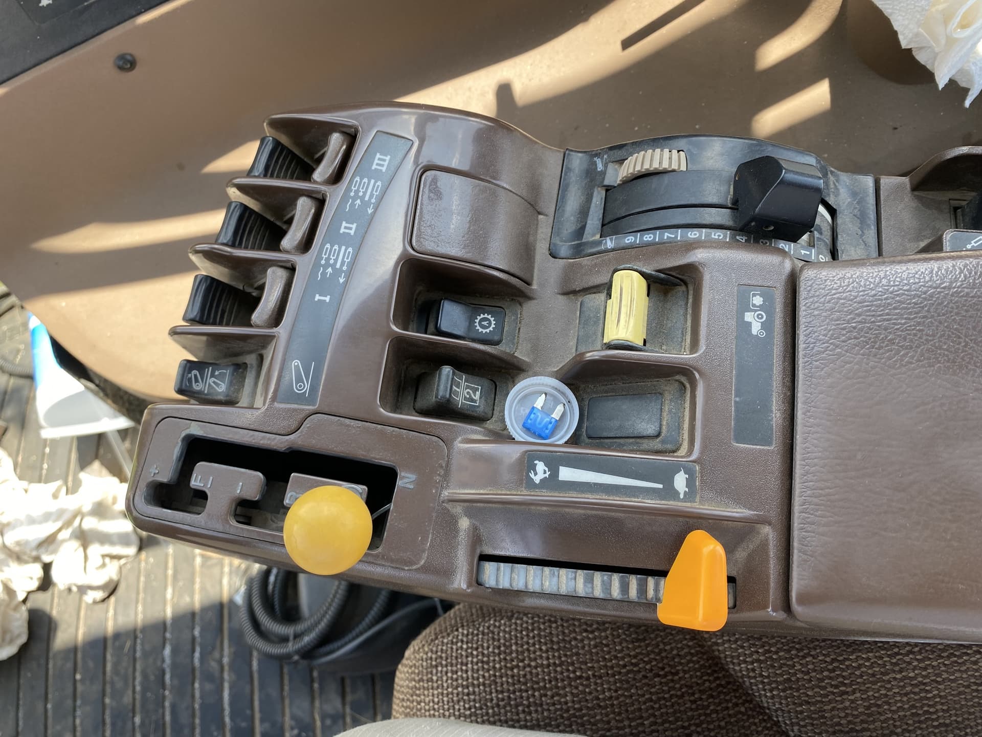 2004 John Deere 8320 Image