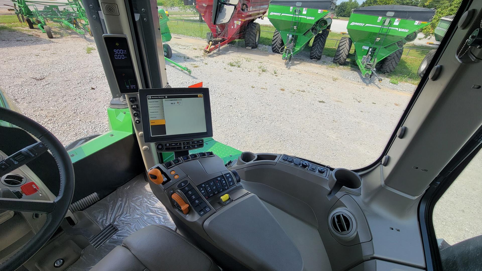 2023 John Deere 9R 490 Image