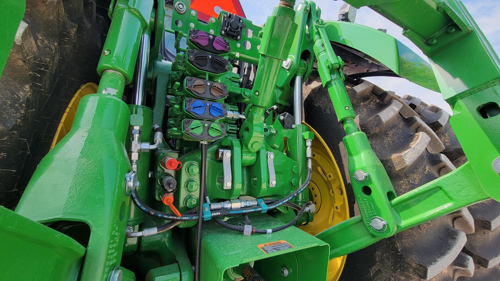 2023 John Deere 9R 490 Image