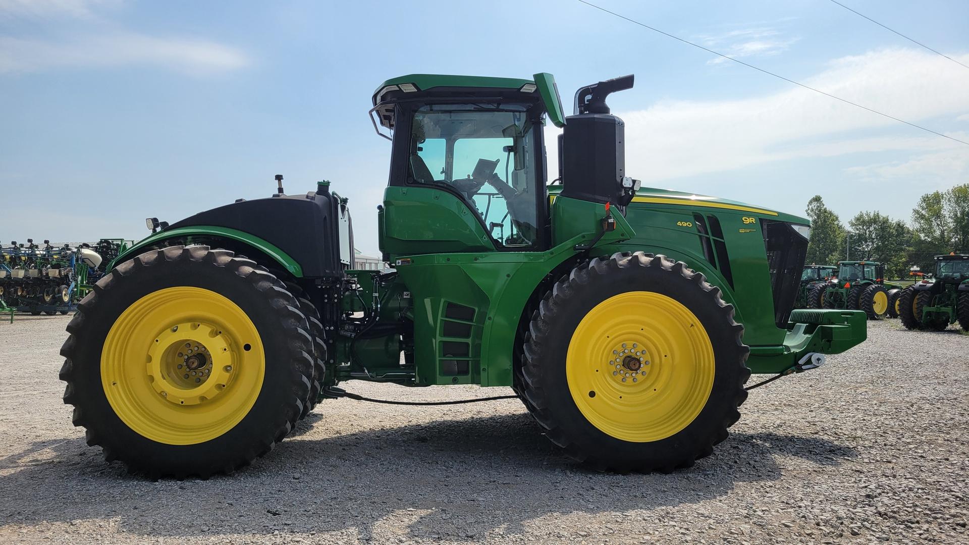 2023 John Deere 9R 490 Image