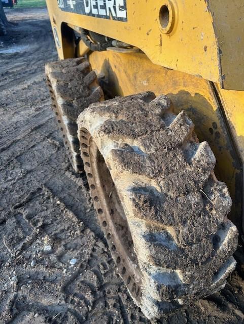 2008 John Deere 320 Image