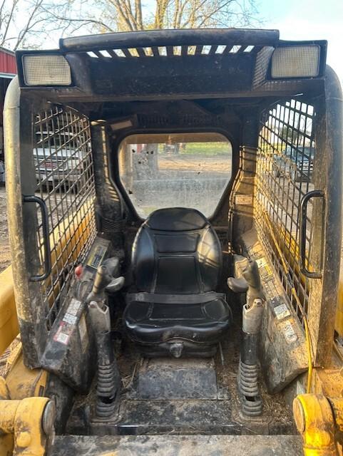 2008 John Deere 320 Image