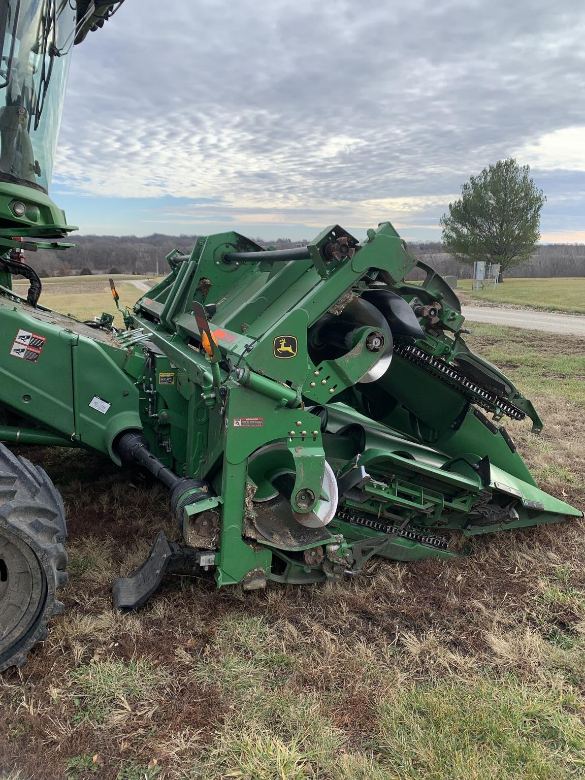 2019 John Deere 712FC Image