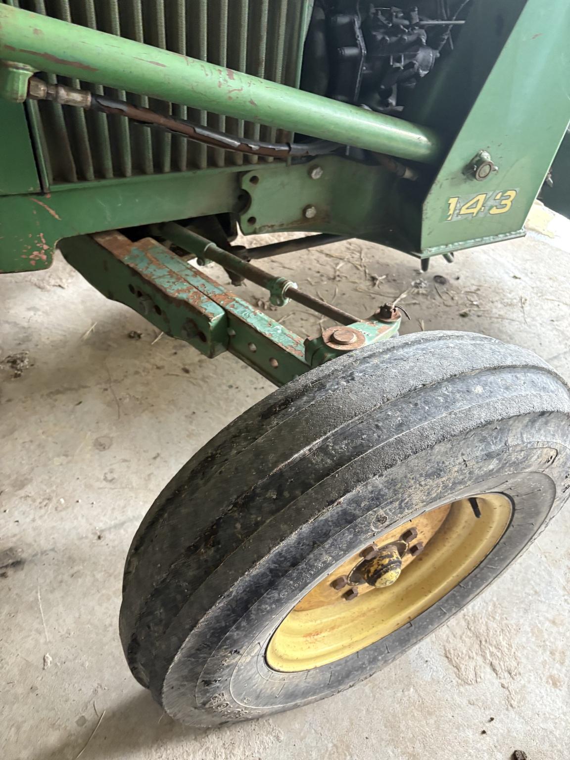 1978 John Deere 2040 Image