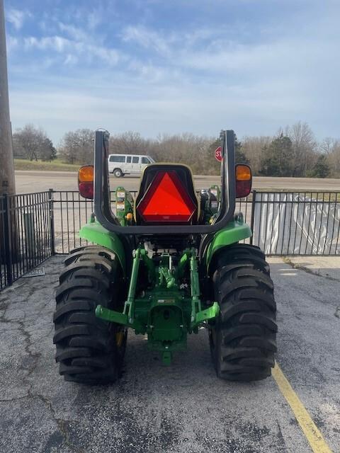 2023 John Deere 3033R Image