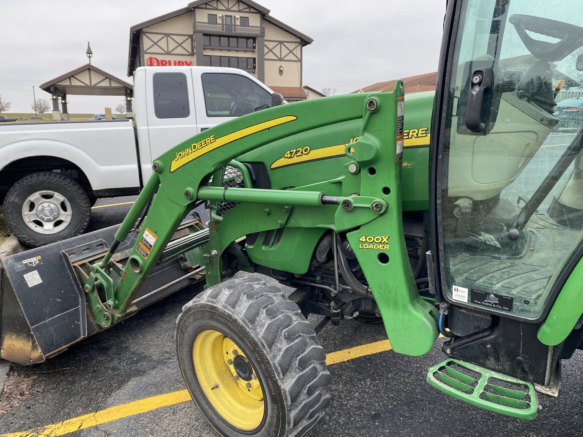 2012 John Deere 4720 Image