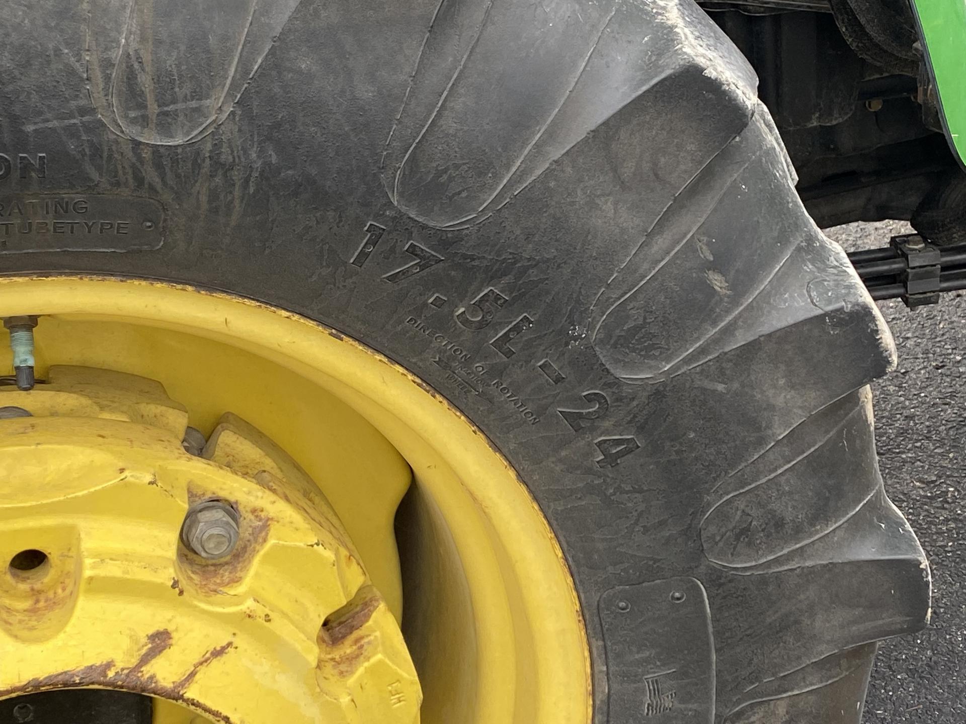 2012 John Deere 4720 Image