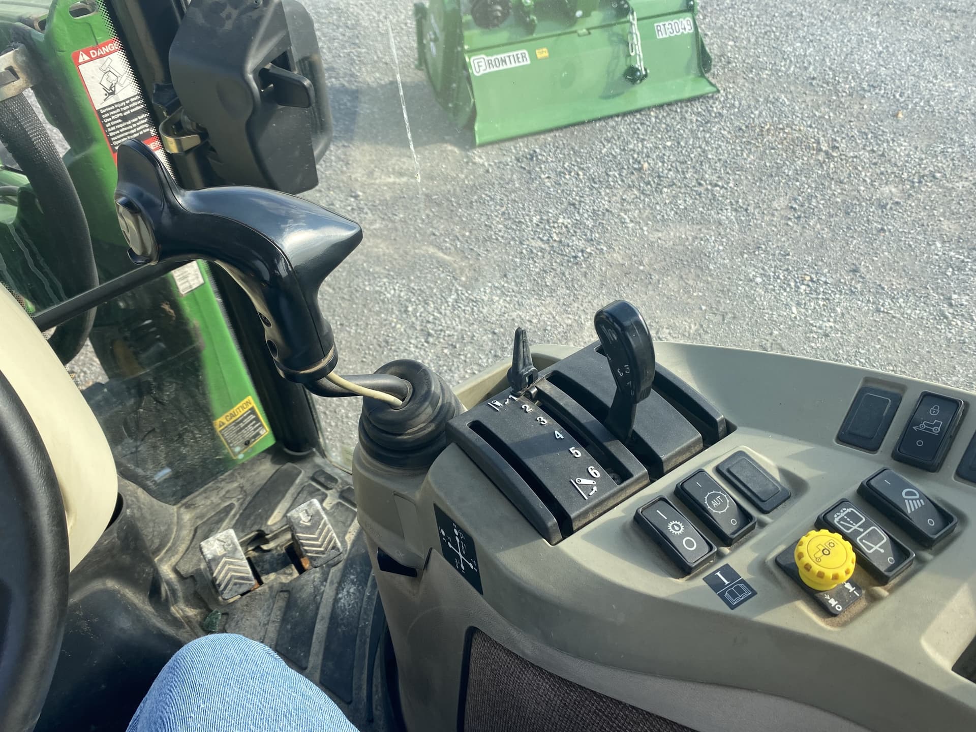 2011 John Deere 4720 Image