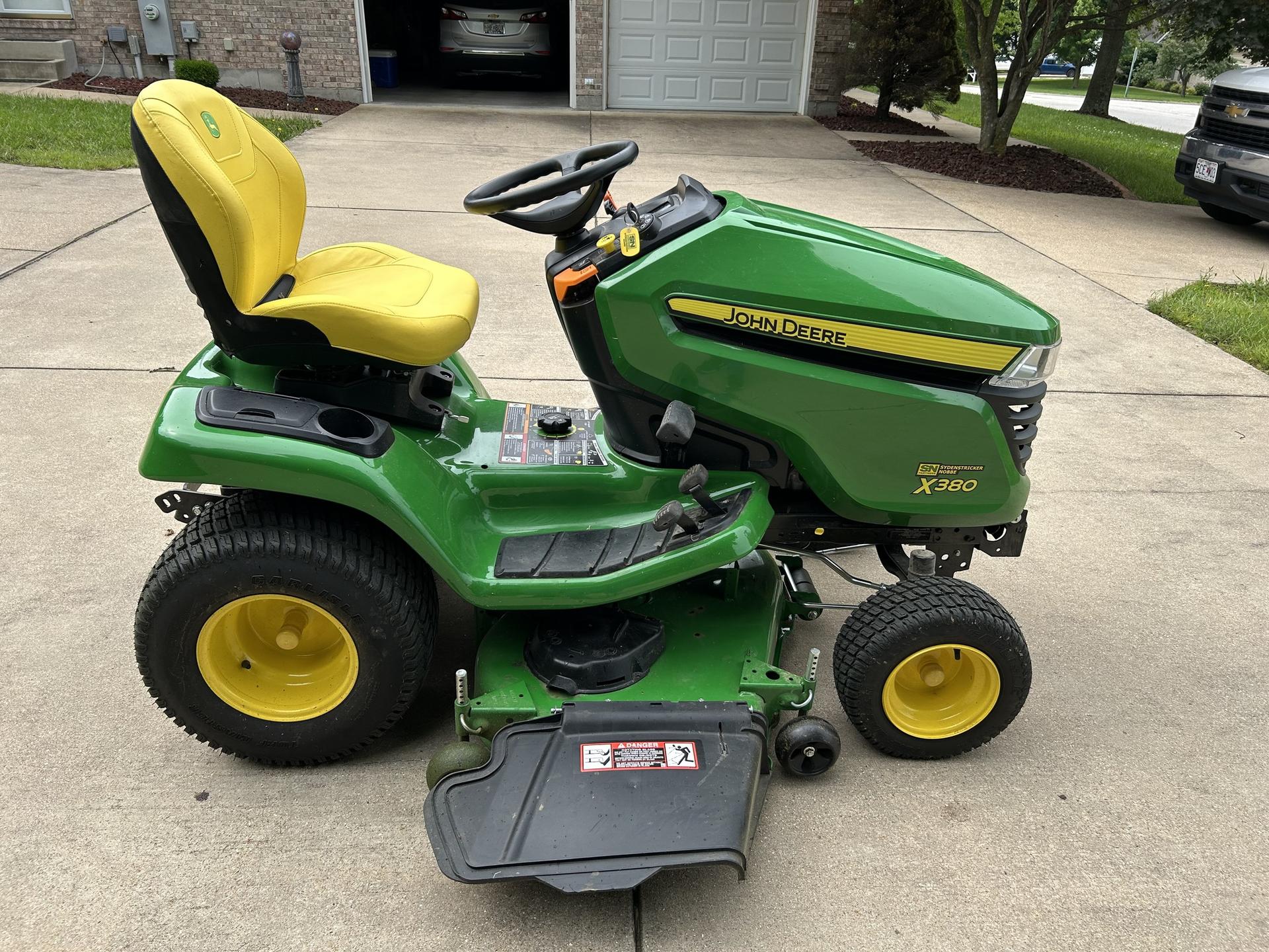 2023 John Deere X380 Image