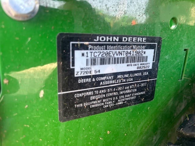 2022 John Deere Z720E Image