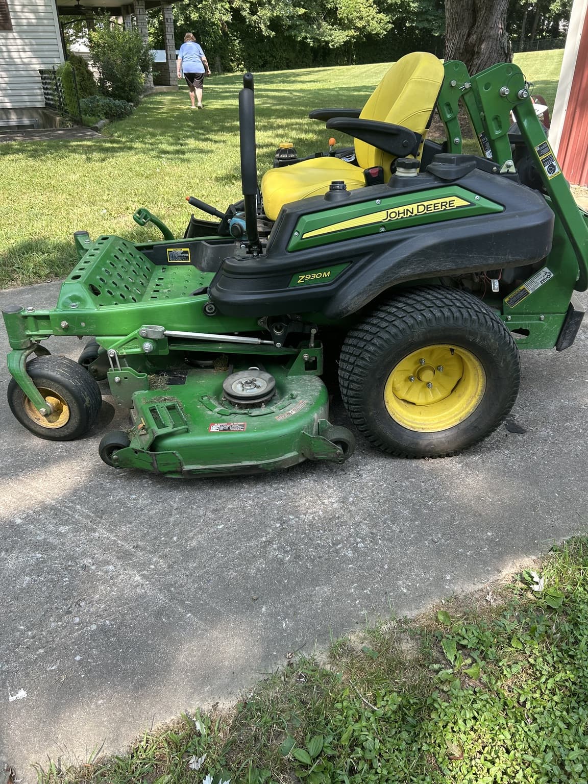 2016 John Deere Z930M Image