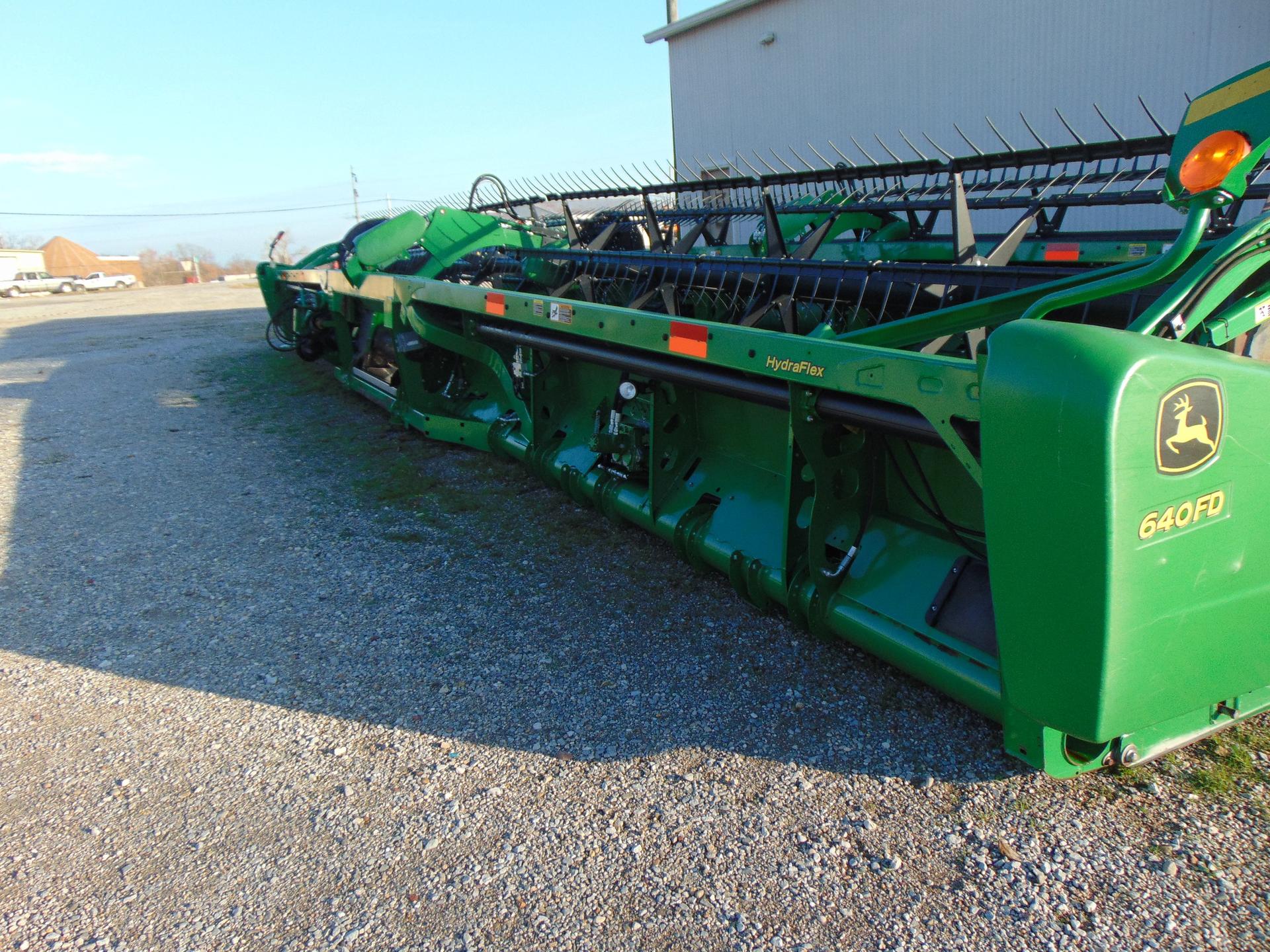 2013 John Deere 640FD Image