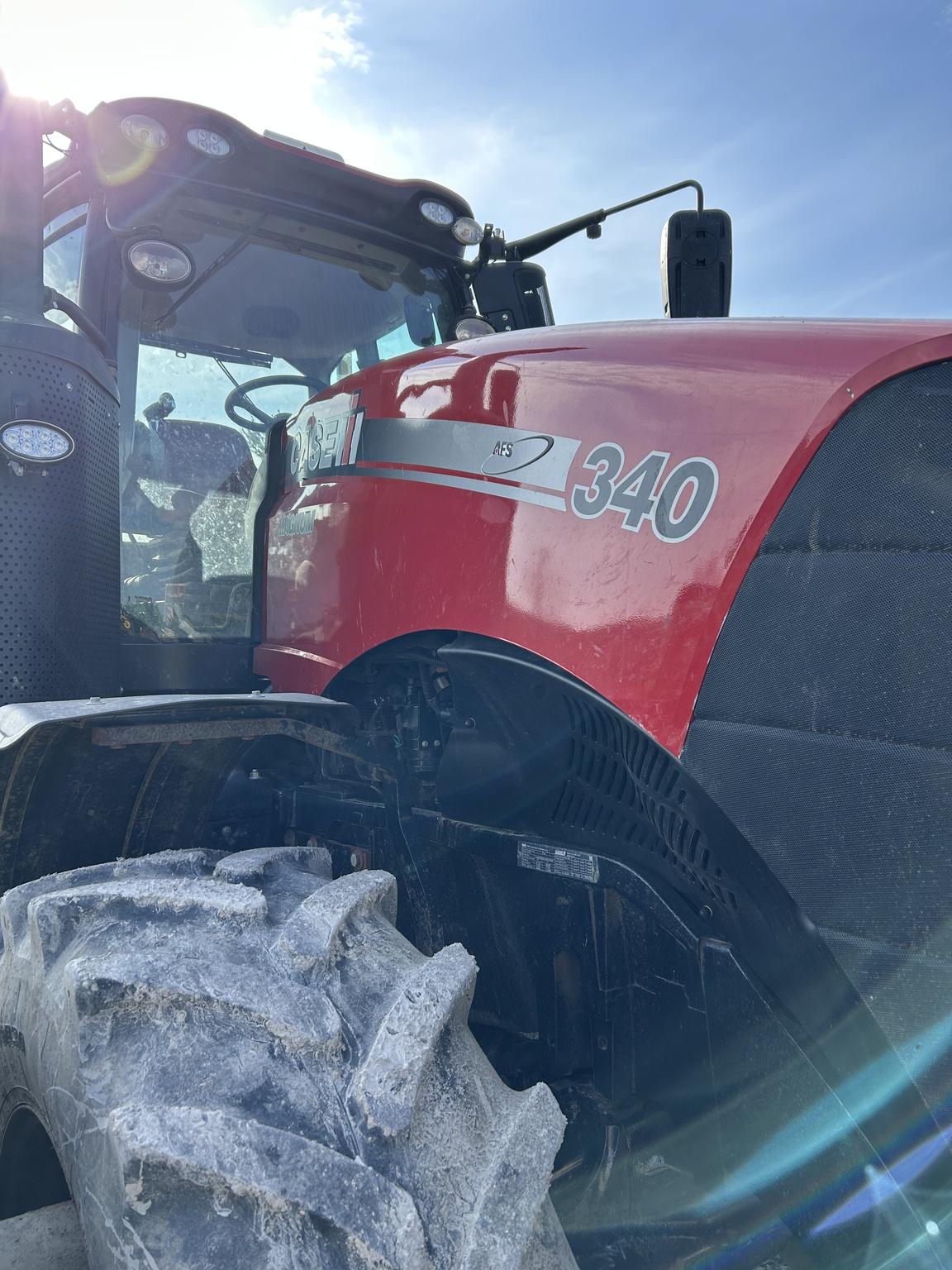 2020 Case IH Magnum 340 Image