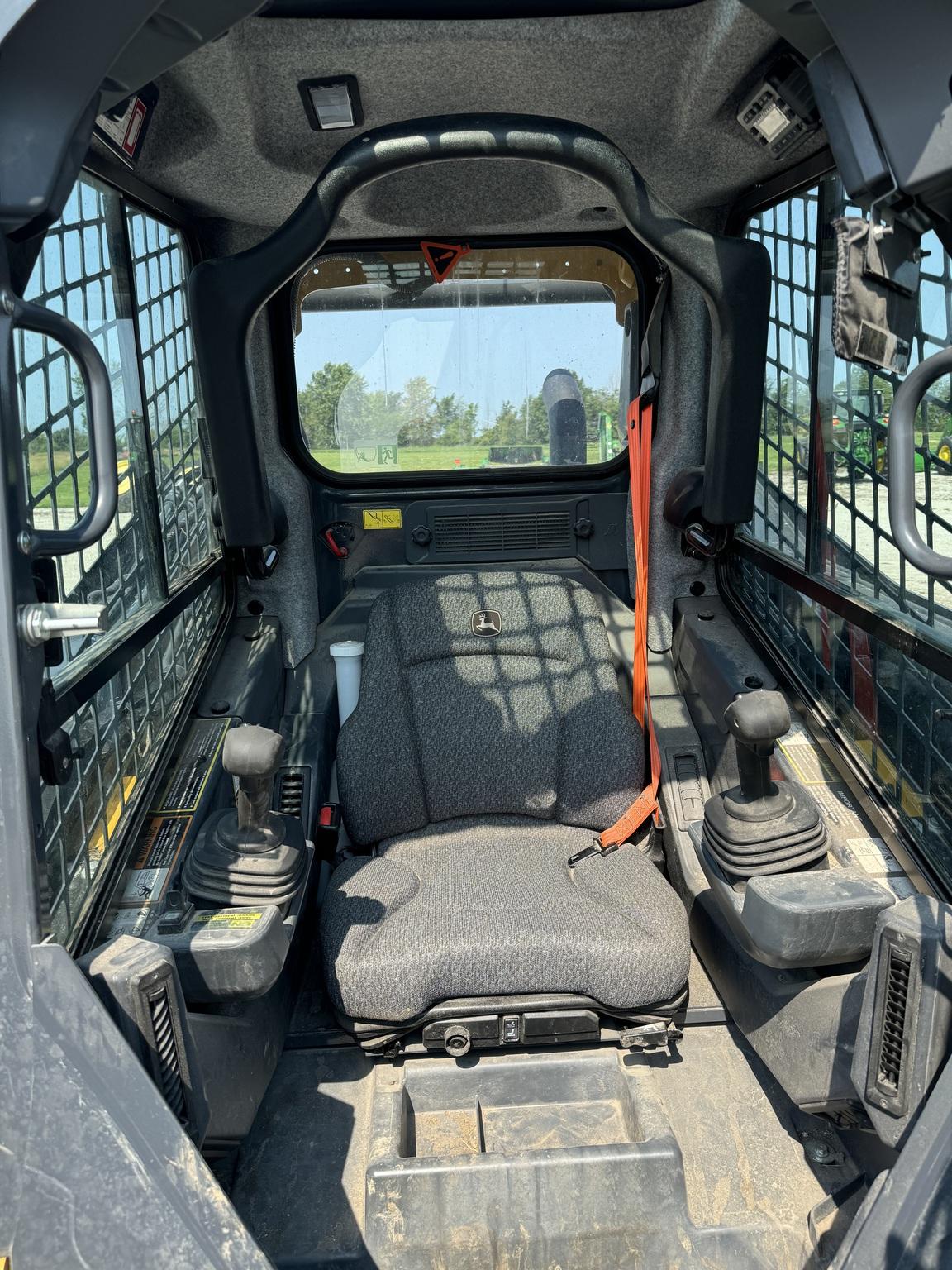 2023 John Deere 325G Image