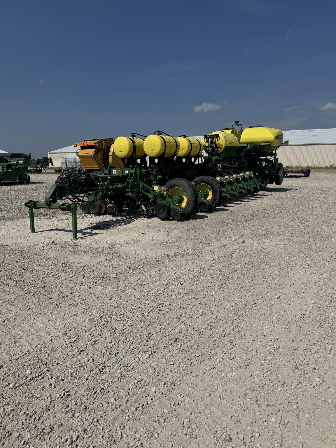 2013 John Deere 1770NT CCS Image