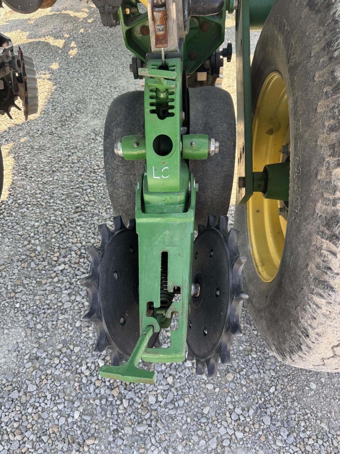 2013 John Deere 1770NT CCS Image