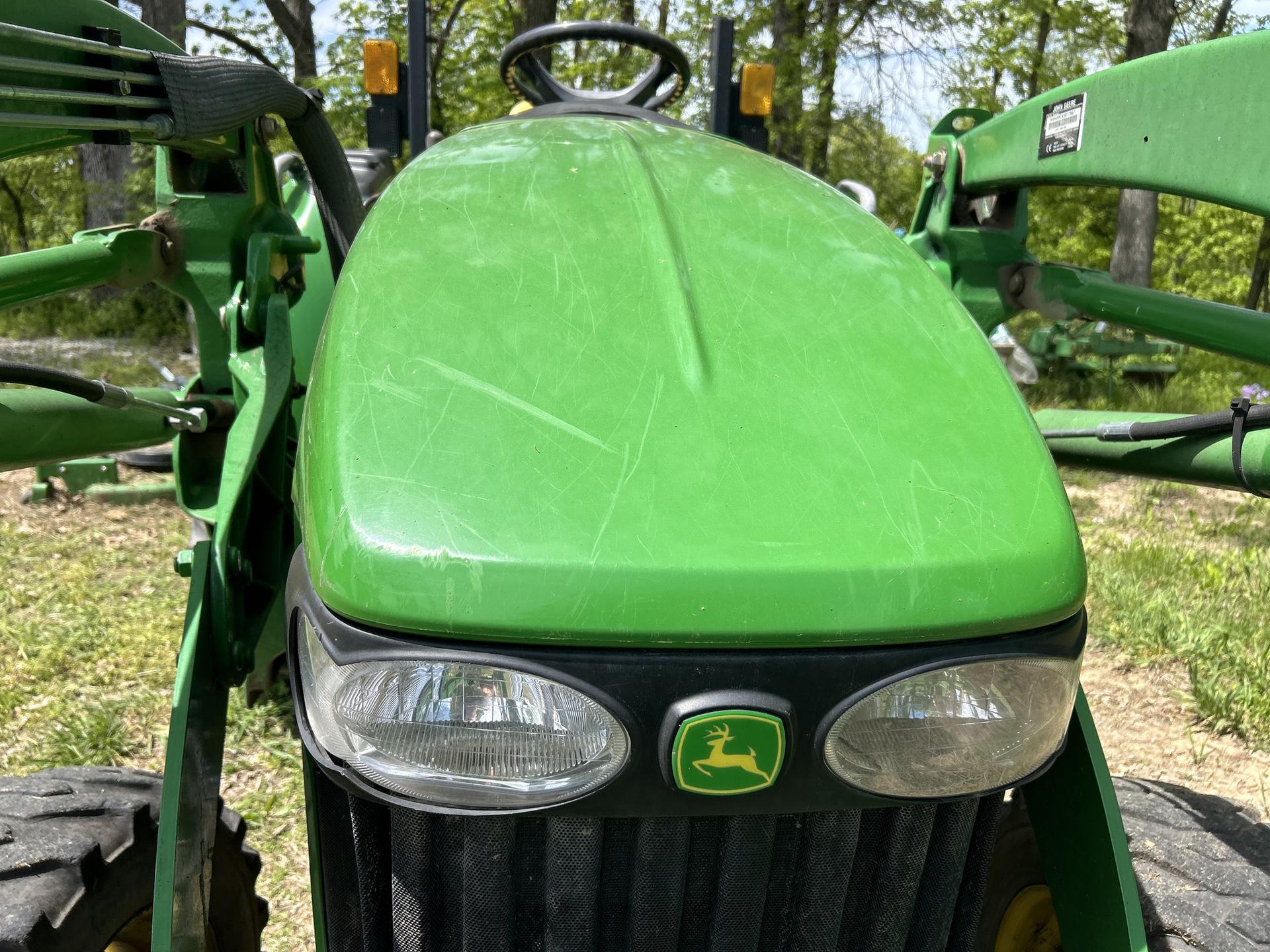2009 John Deere 4320 Image