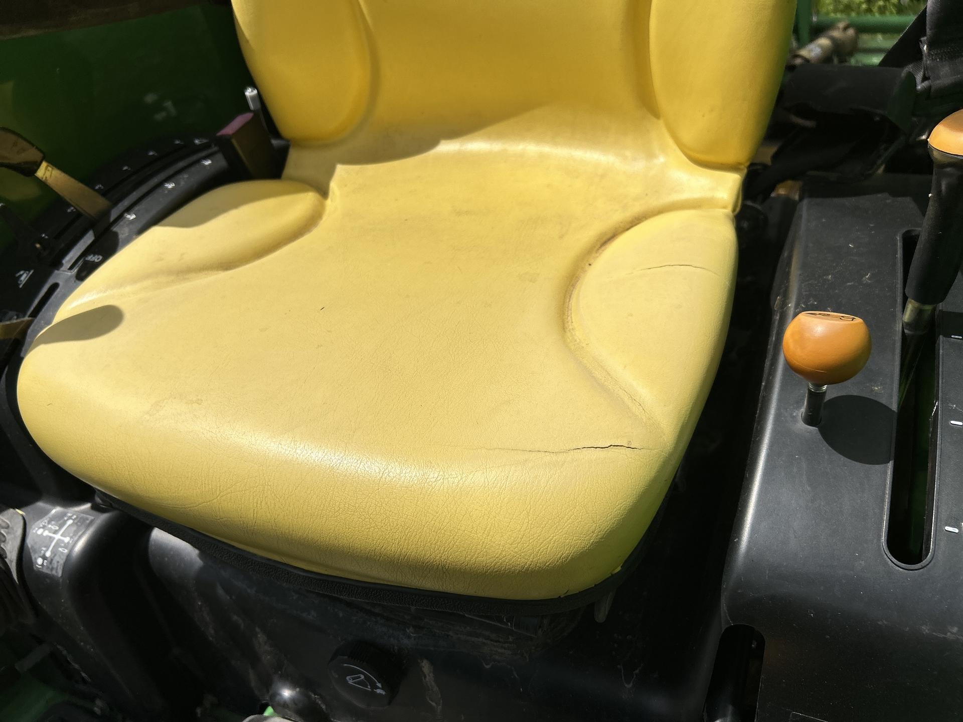 2009 John Deere 4320 Image