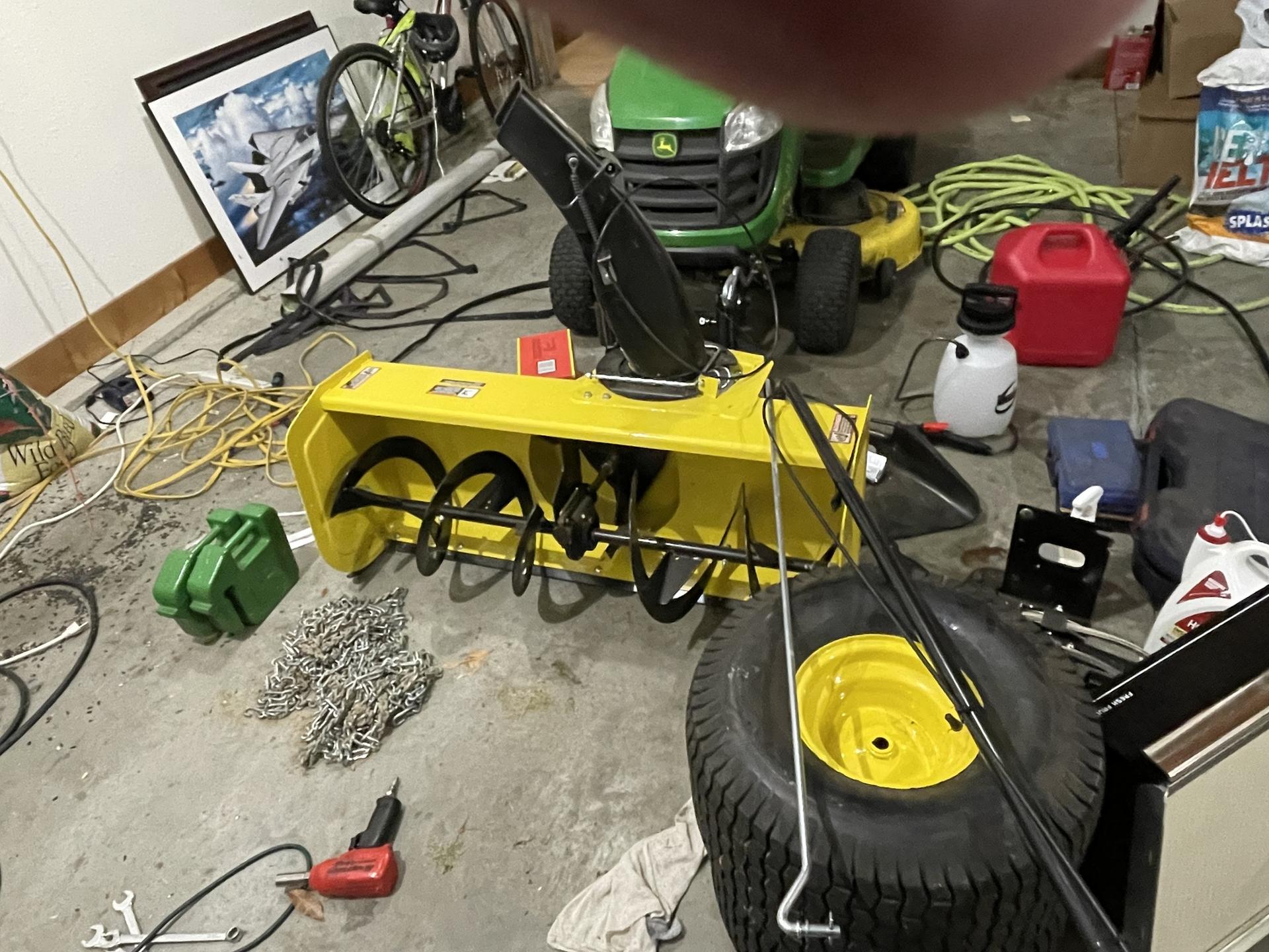 2022 John Deere 44″ SNOWBLOWER Image