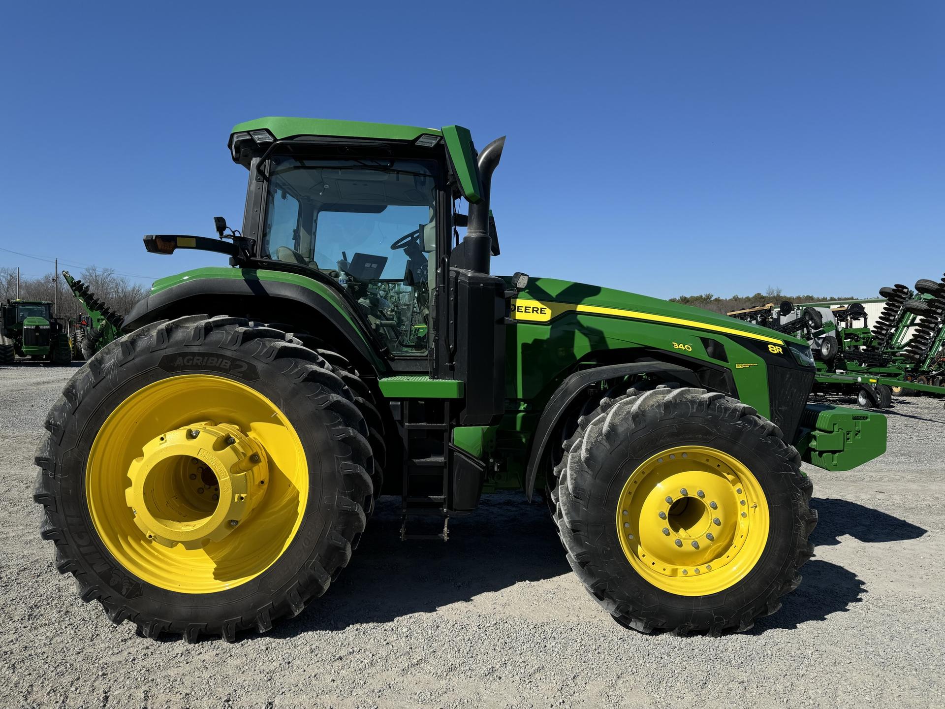 2024 John Deere 8R 340 Image