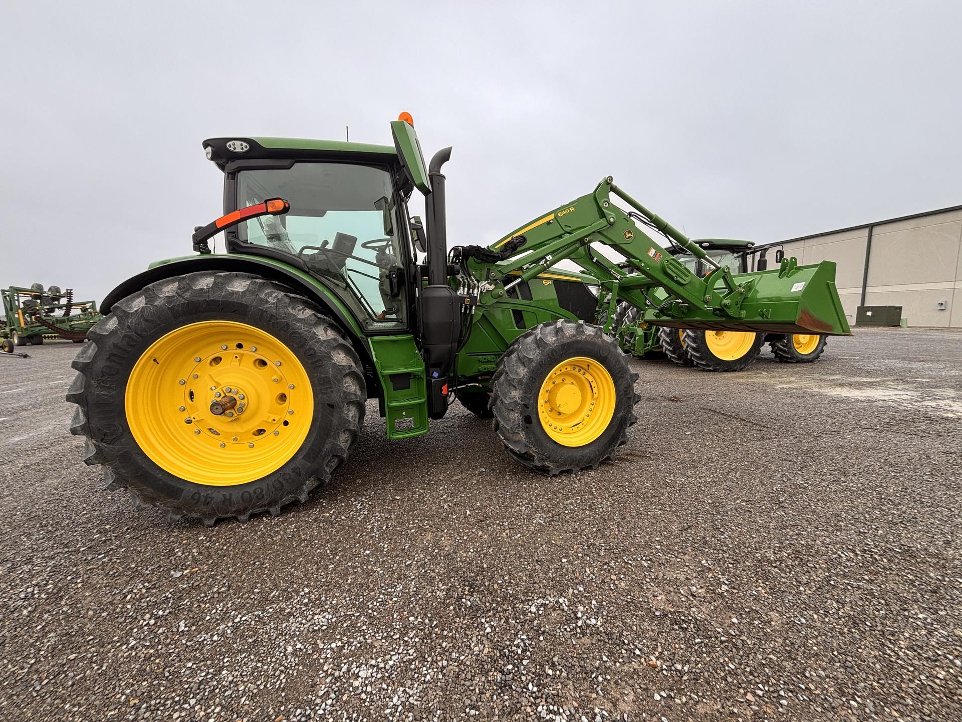 2023 John Deere 6R 155 Image