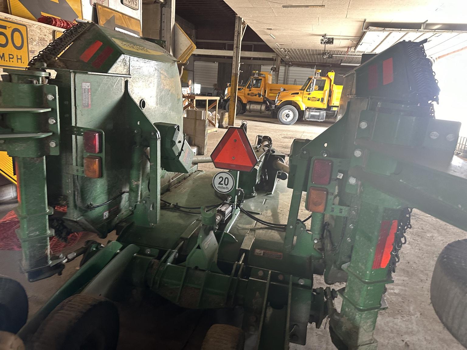 2022 John Deere R15 Image