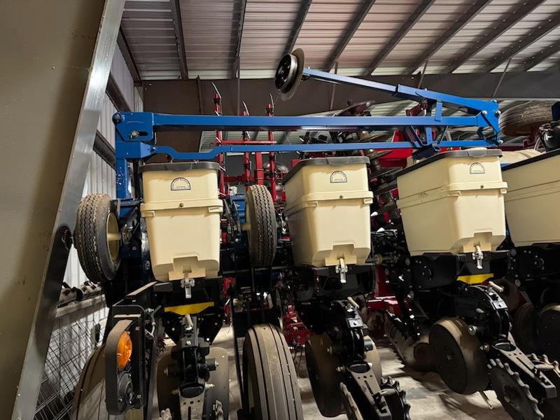 2022 Kinze 3605 Image