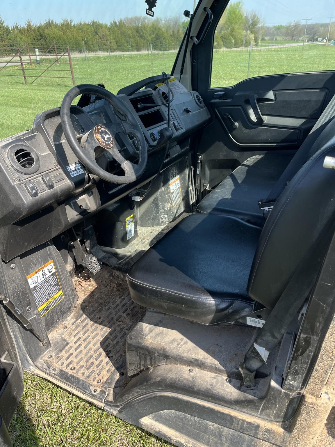 2022 John Deere XUV 835M Image