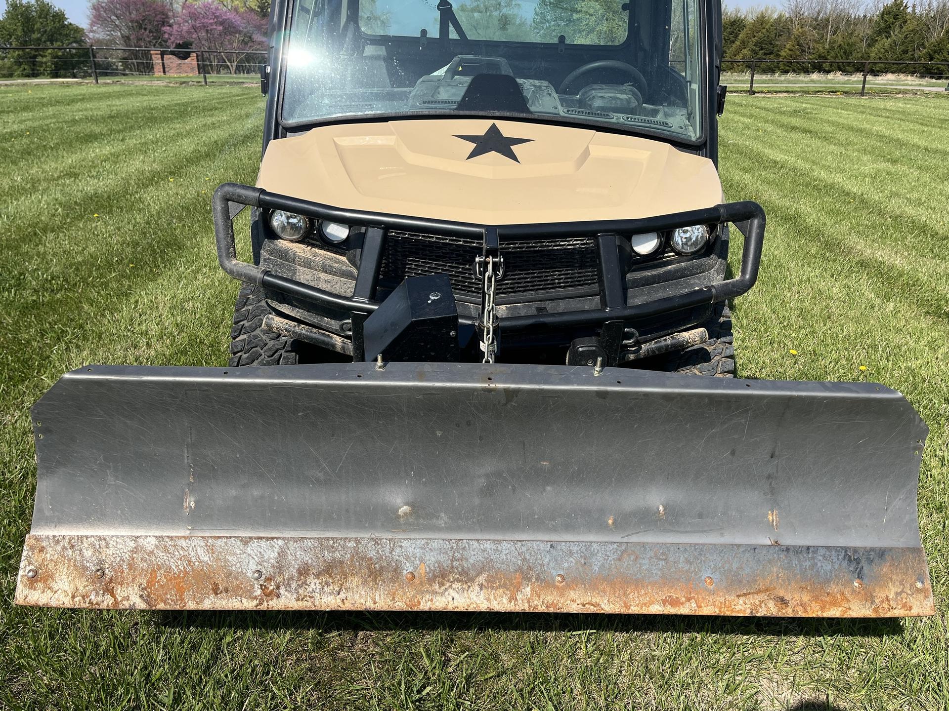 2022 John Deere XUV 835M Image