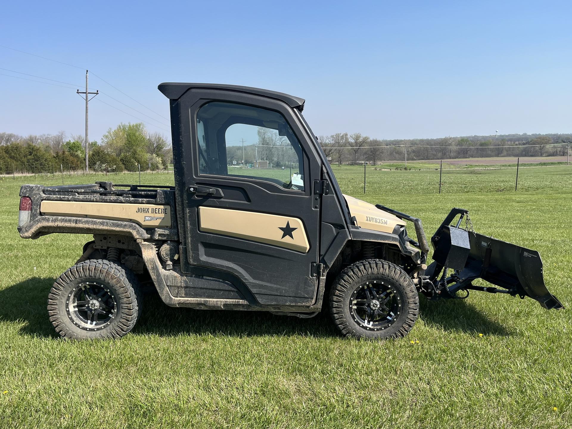 2022 John Deere XUV 835M Image