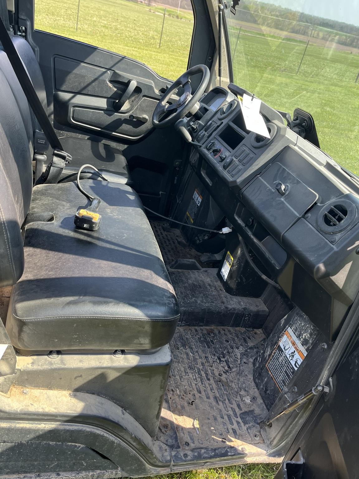 2022 John Deere XUV 835M Image