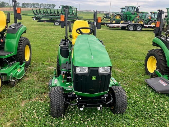 2019 John Deere 1025R Image