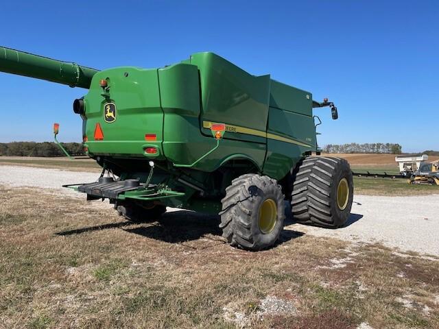 2018 John Deere S780 Image